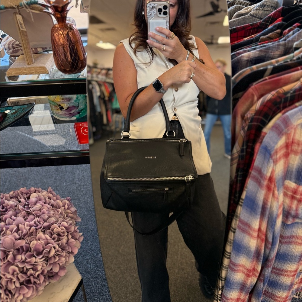Givenchy Leather Black Xbody Bag - Picture 5 of 14